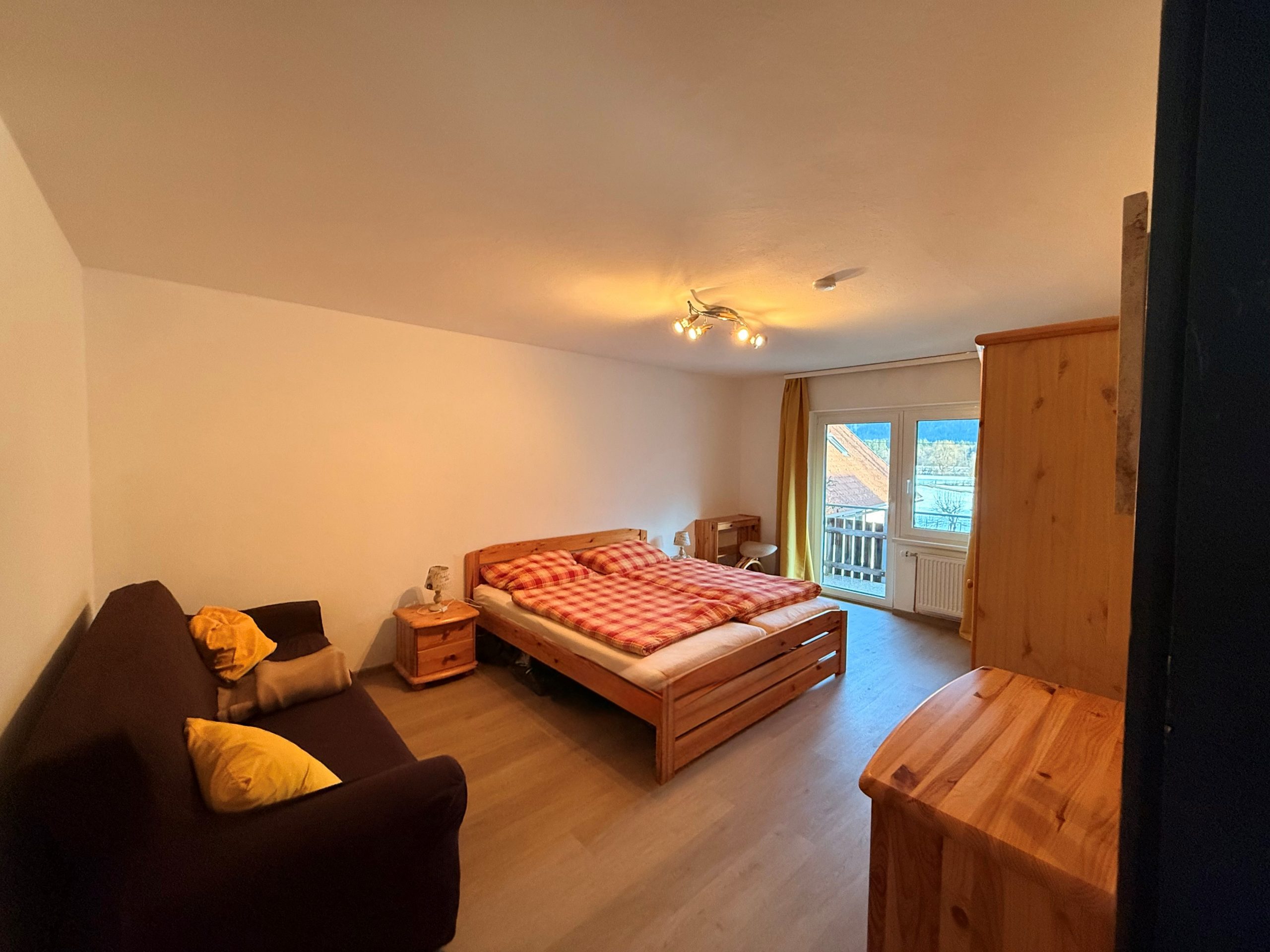 Schlafzimmer mit Couch